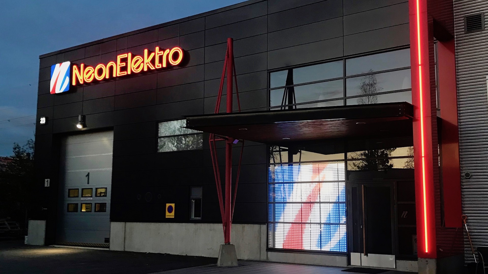 Kangasala Neonelektro premises and illuminated sign