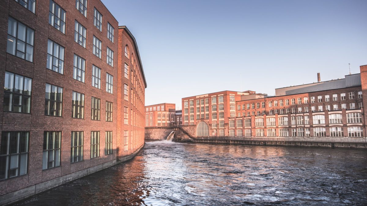 Visit Tampere Tammerkoski from Satakunnansilta bridge in morning light Laura Vanzo 2 1