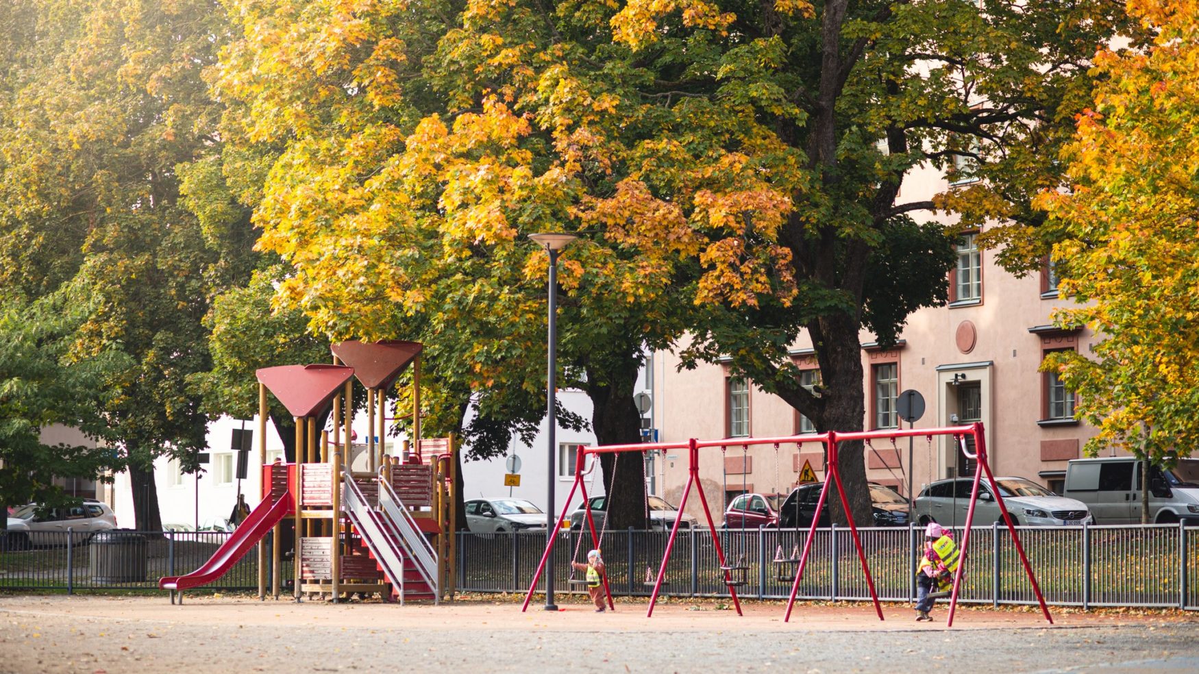 visit tampere children playground sorsapuisto autumn 2020 laura vanzo 1